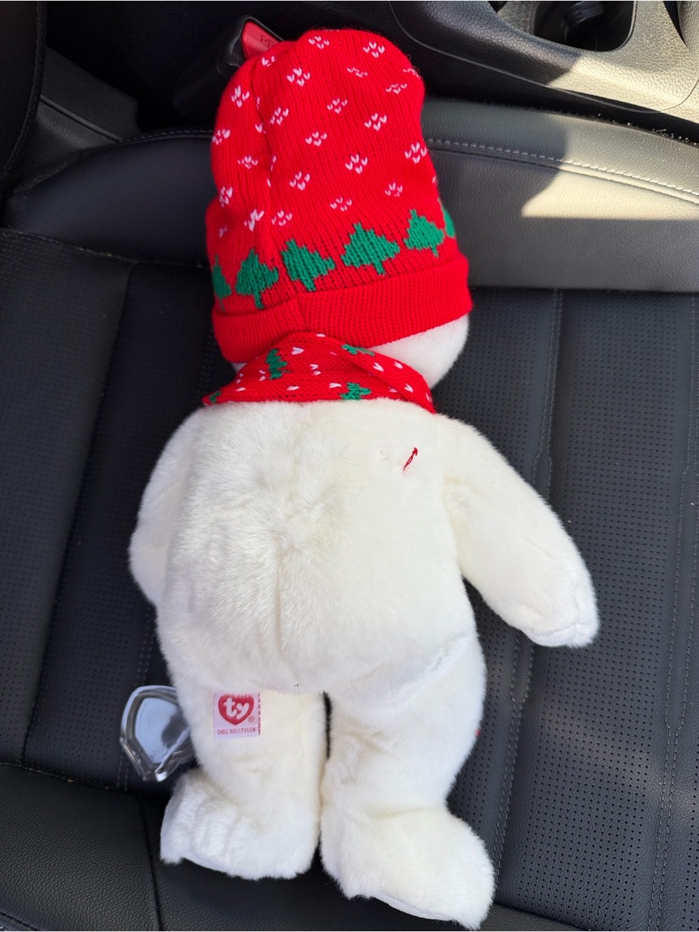 Ty Heart-Shaped Beanie Snow boy. Lg - Picture 2 of 6